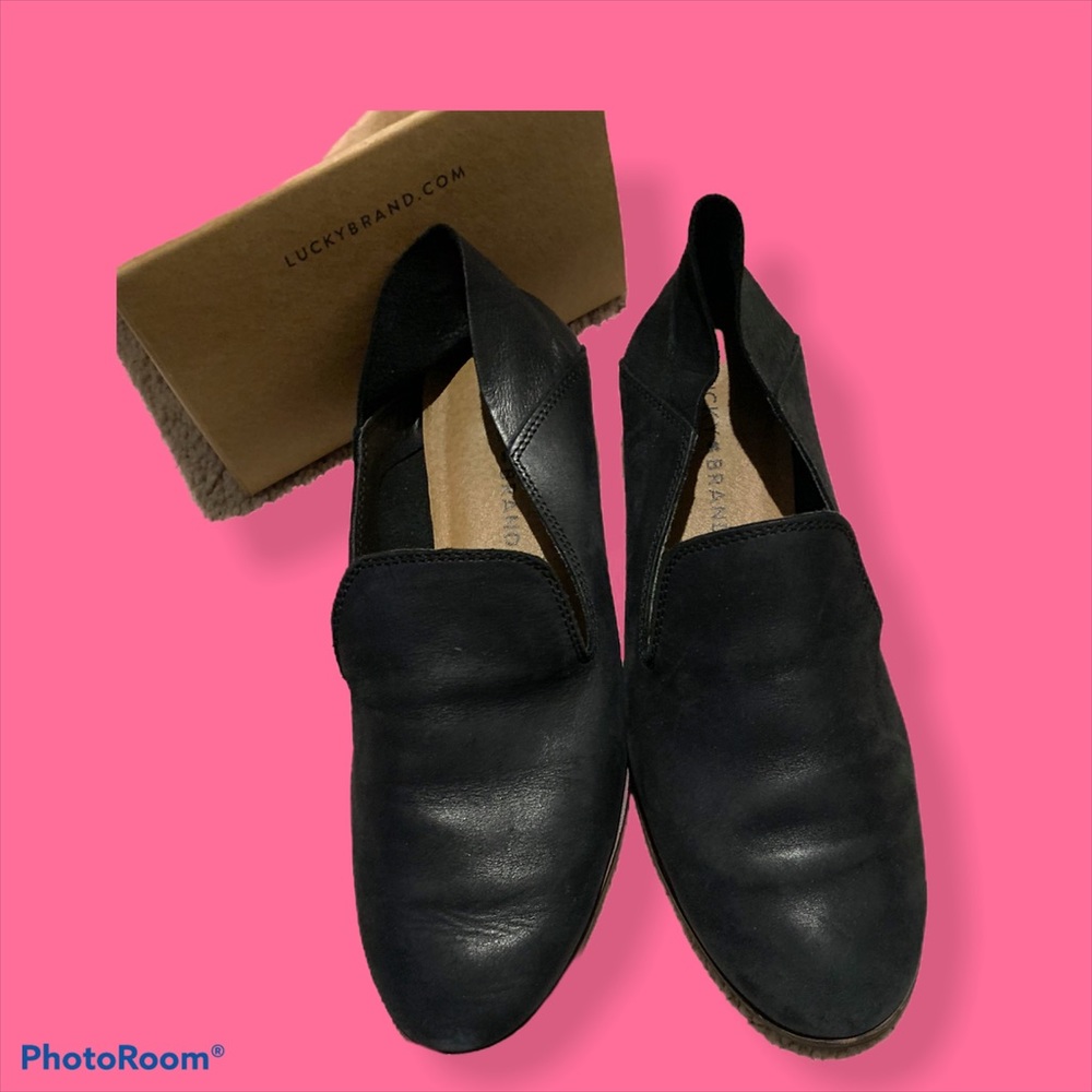 Lucky brand flats